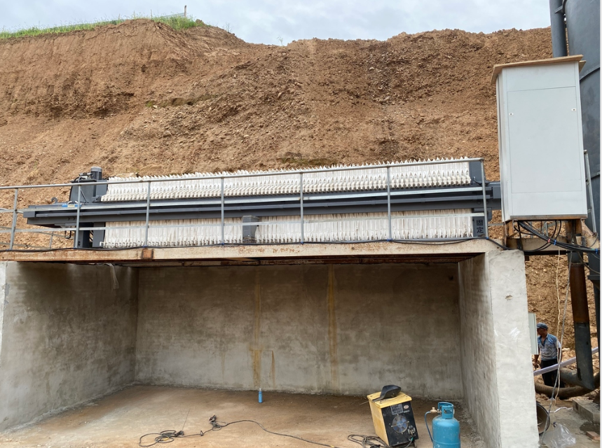 壓濾設(shè)備的驅(qū)動方式