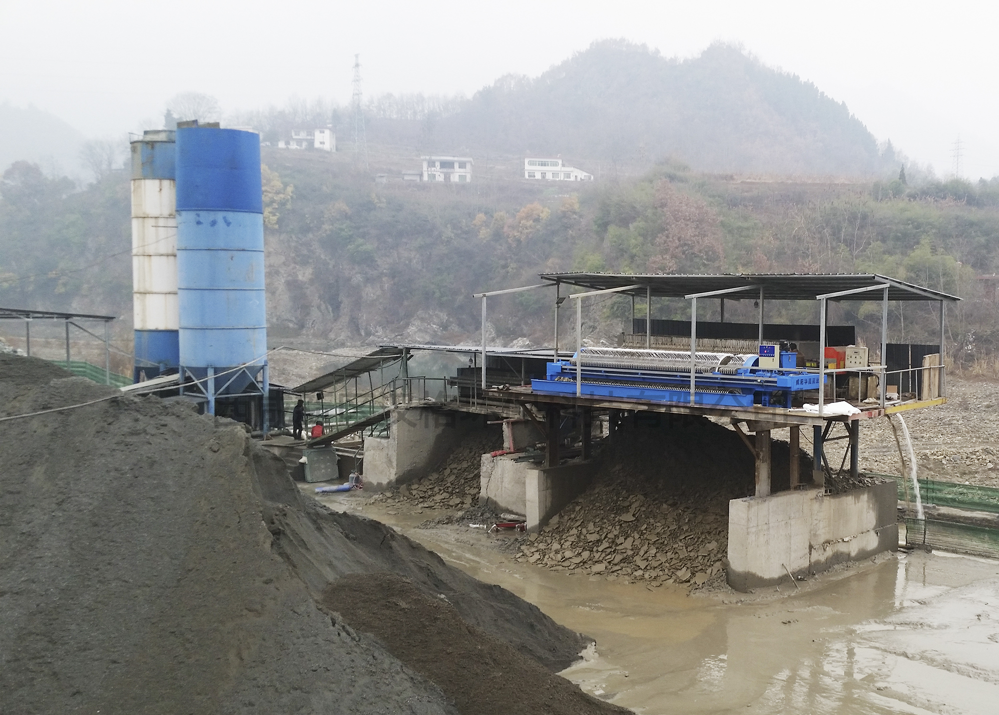 全自動壓濾機使用現(xiàn)場